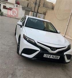 تۆیۆتا کامری